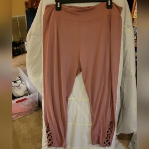 Ready To Go Yoga Cropped Pants 3X Knit Pullon